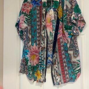 NEW! Johnny Was Clover Button Down Shirt, size M